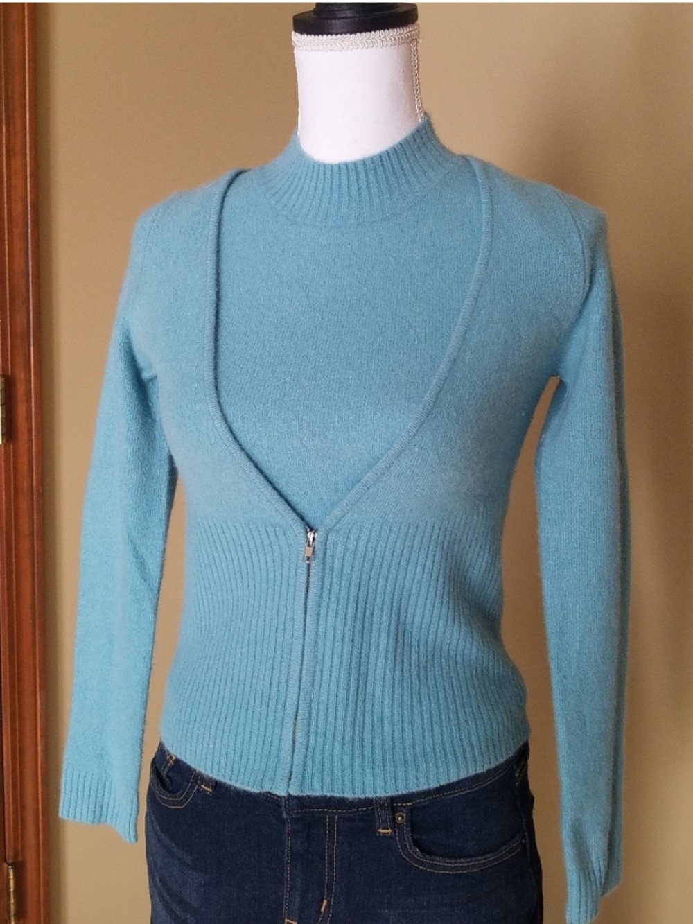 Wool Fitted Contemporary Zip Cardigan Sweater from Italy - Baby Blue